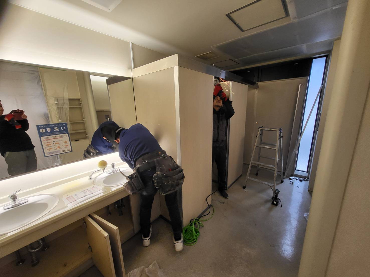 2階トイレ改修工事スタートpage-visual 2階トイレ改修工事スタートビジュアル