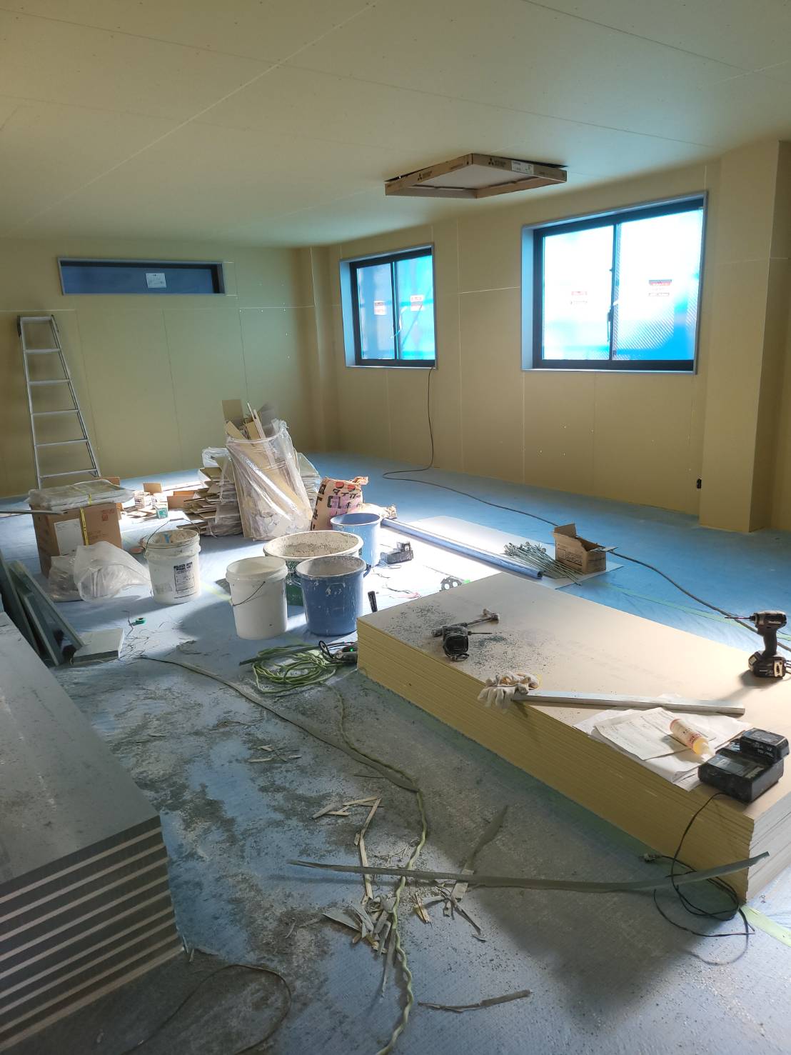 本社ビル、GLボード貼り工事page-visual 本社ビル、GLボード貼り工事ビジュアル