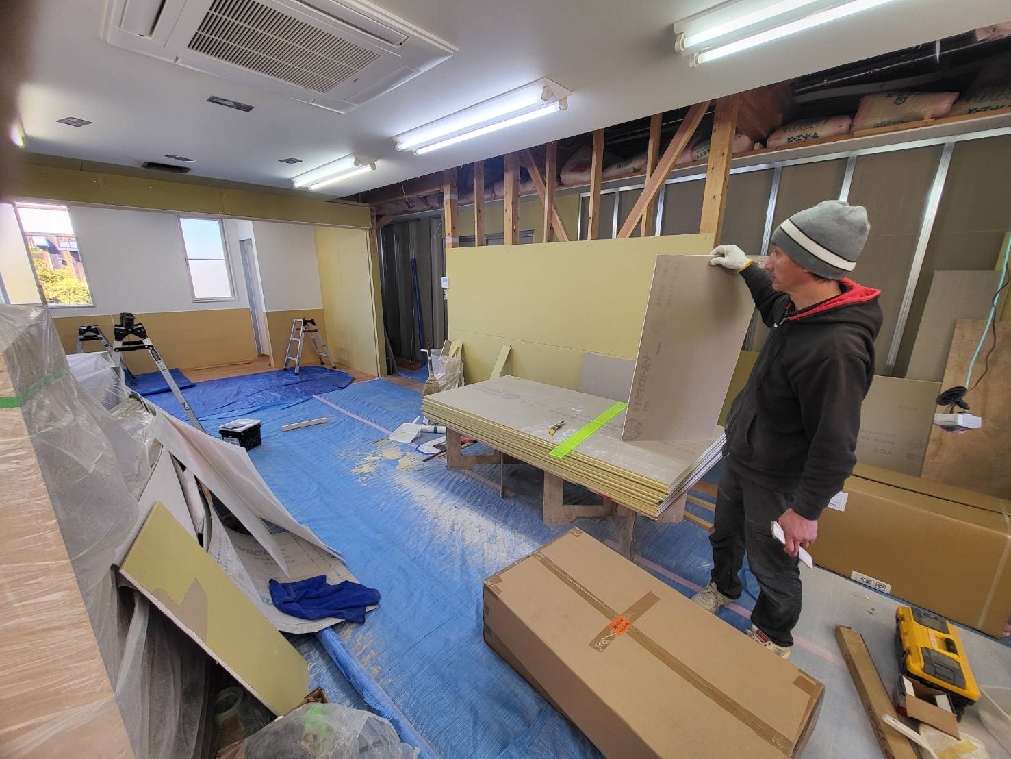 4工区目改修工事中page-visual 4工区目改修工事中ビジュアル